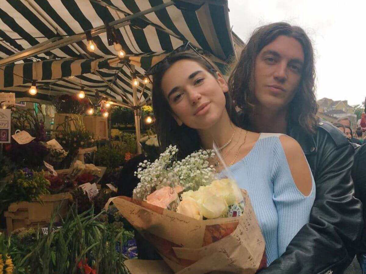 Dua Lipa novio actual