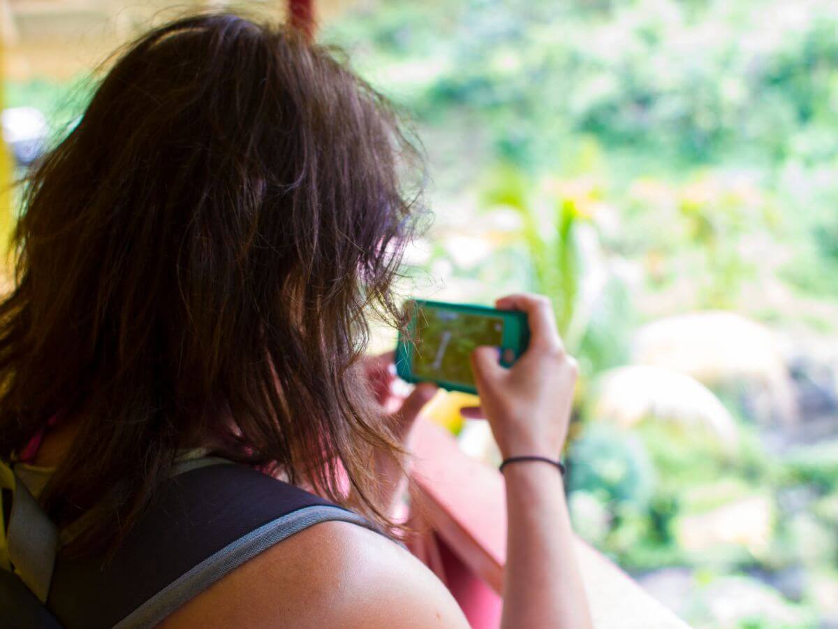 personas haciendo actividades recreativas al aire libre