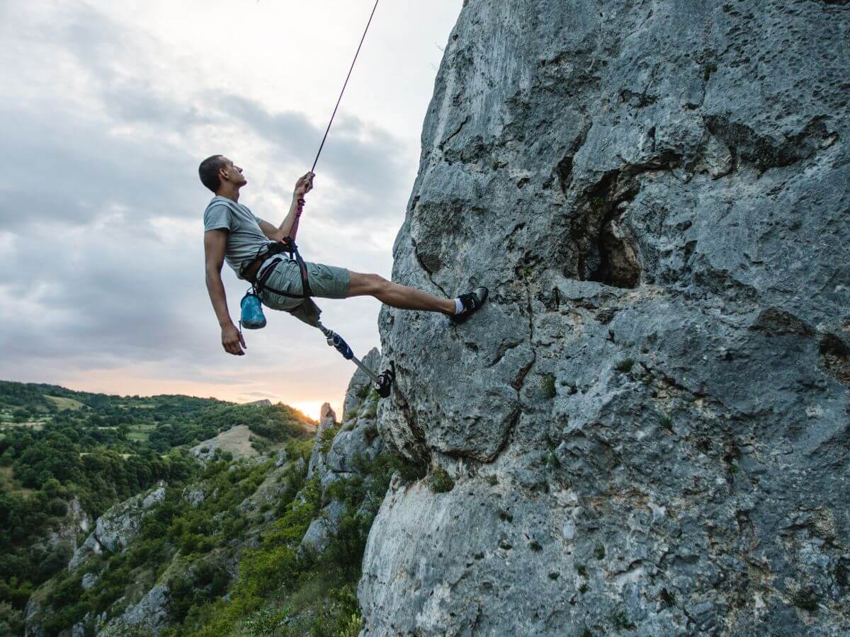 persona practicando deporte extremo