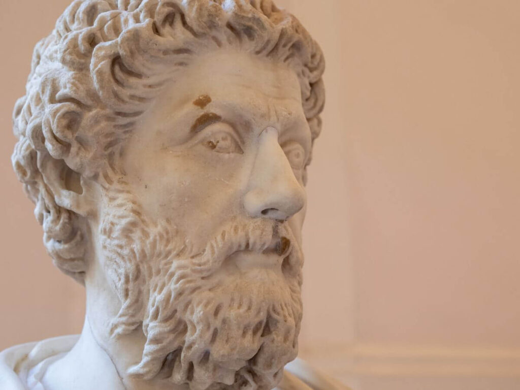 estatua de filósofo estoico